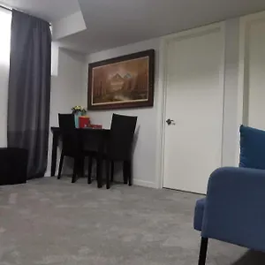 Homestay At Devonshire , Winnipeg Canada